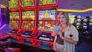 pahlawan slot featured game showcase